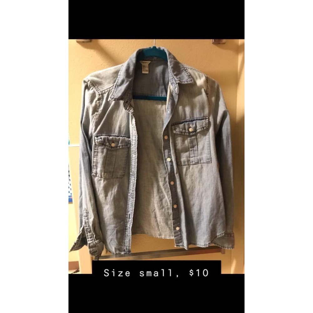 Denim light washed cover up